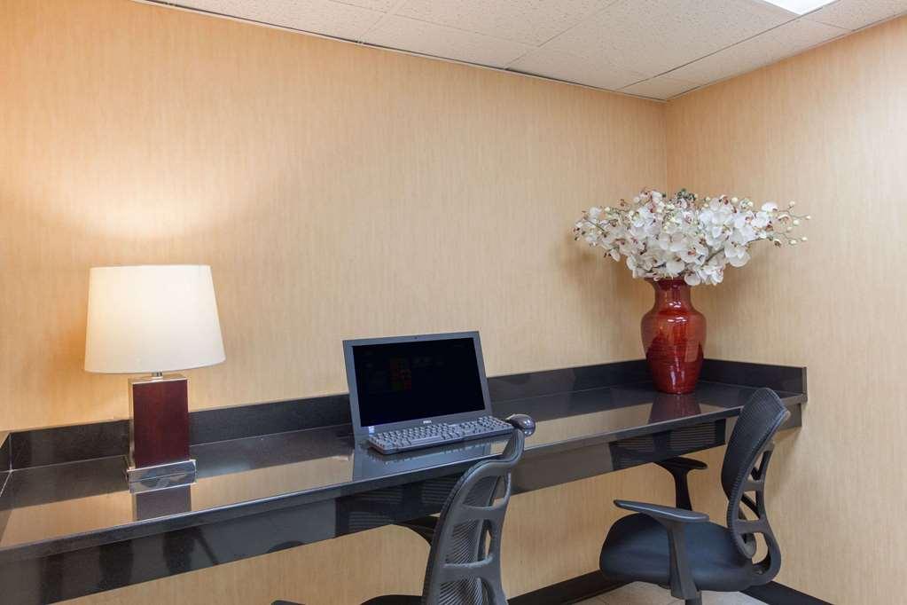 Baymont By Wyndham Bartonsville Poconos Fasilitas foto