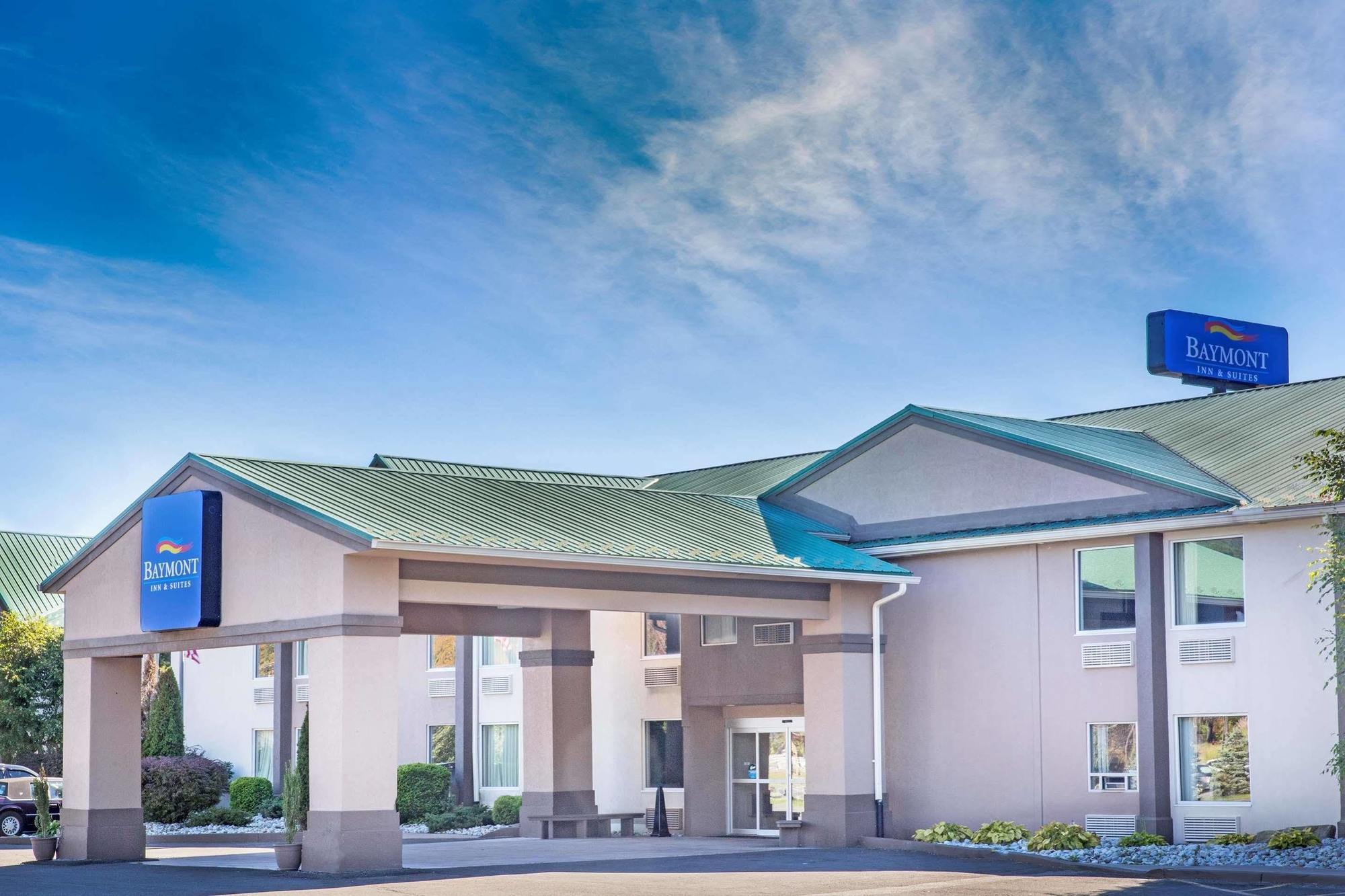Baymont By Wyndham Bartonsville Poconos Bagian luar foto